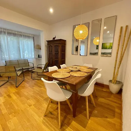 Apartament Practical, 3 Double Bedrooms, 7' Sagrada Familia